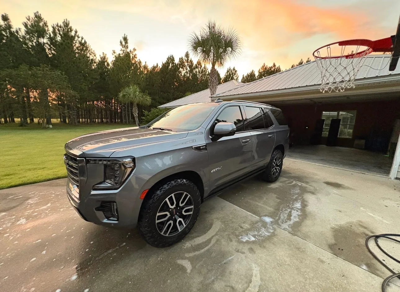 GMC AT4 Detail